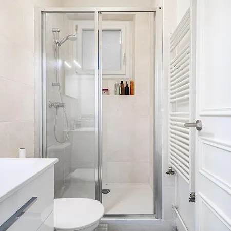 Guestready - Golden Near Sacre-coeur باريس